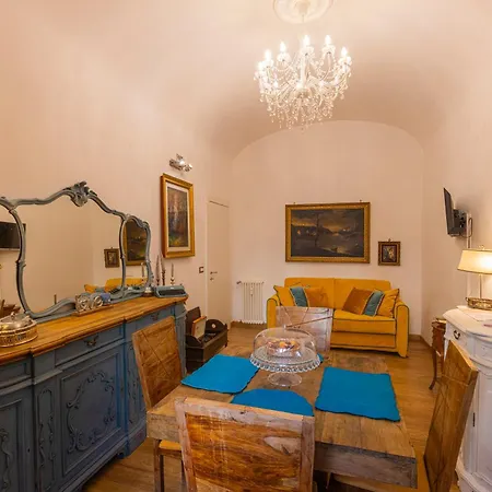 La Casa di Vittorio boutique Ottaviano San Pietro-3